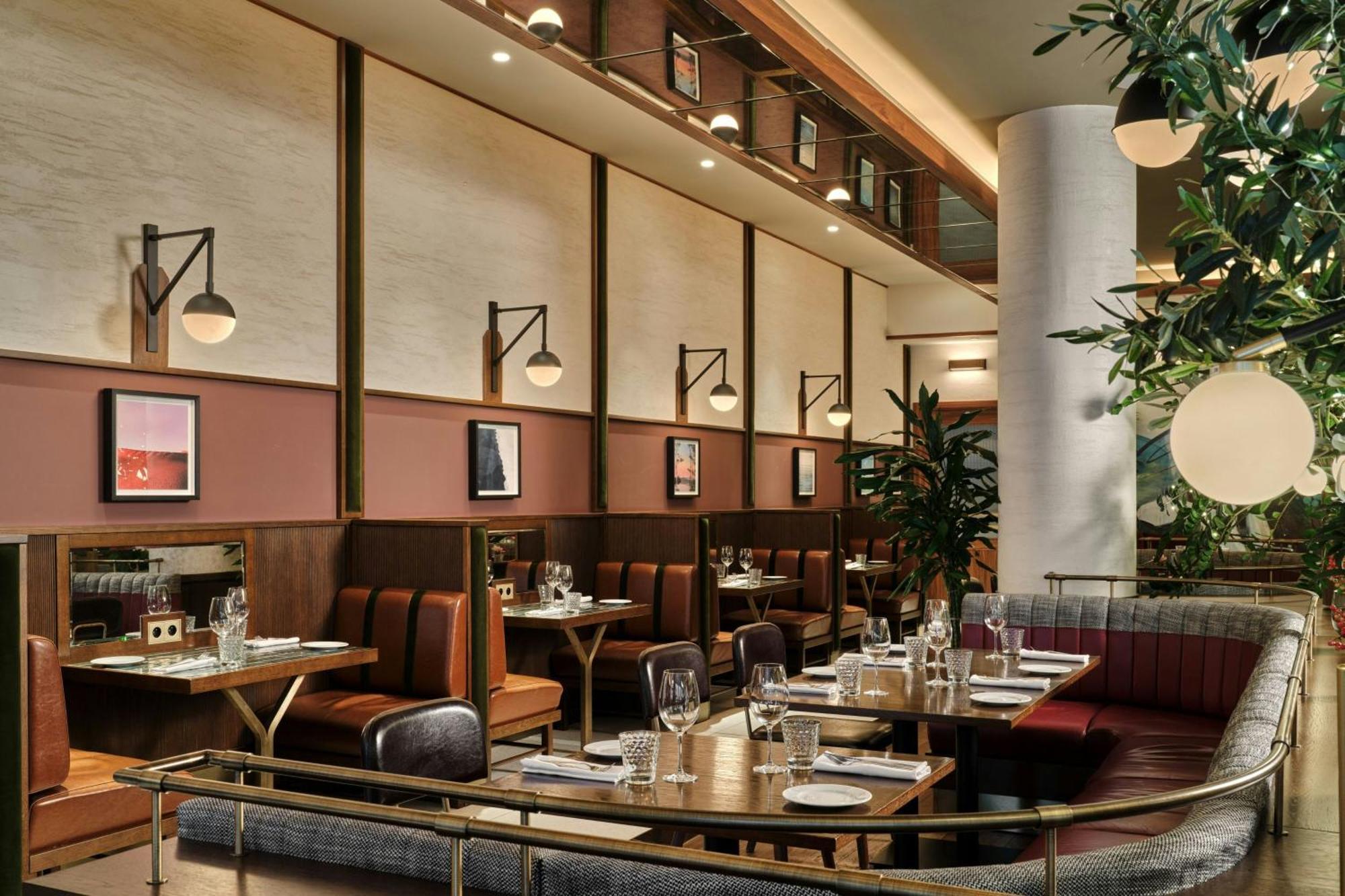 Sheraton Grand Варшава Екстериор снимка